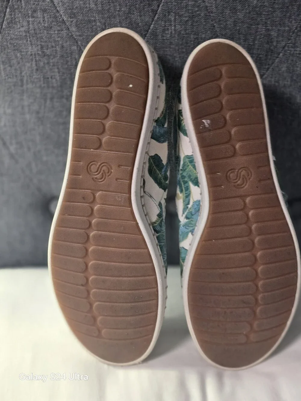 Clarks Cloudsteppers Womens Canvas Slip-on Shoes Palm Leave Step Glow Jade Sz 10 - Picture 11 of 12